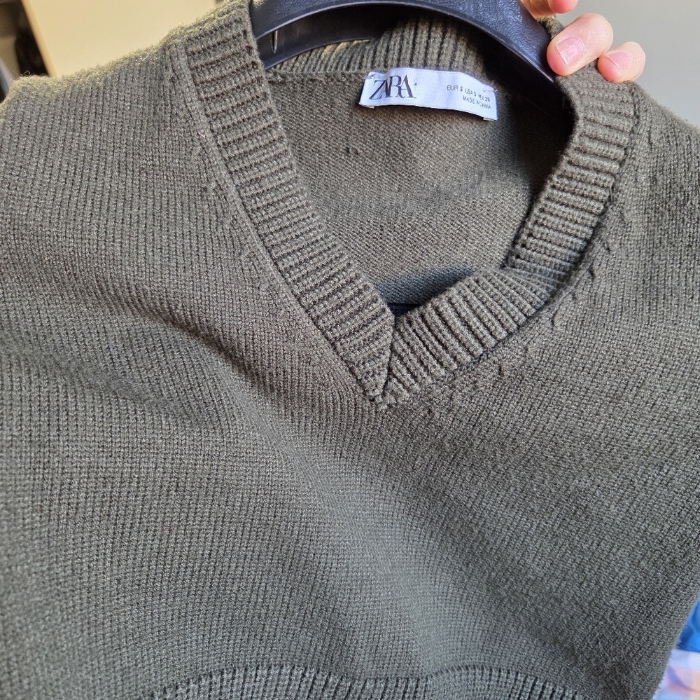 Zara Olive Green Long Sleeve Crop Top Knit Vneck Sweater Sz Small Earthy Neutral - Picture 9 of 12